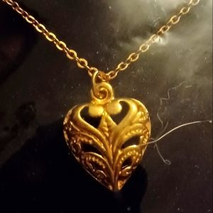 14kt heart neckless